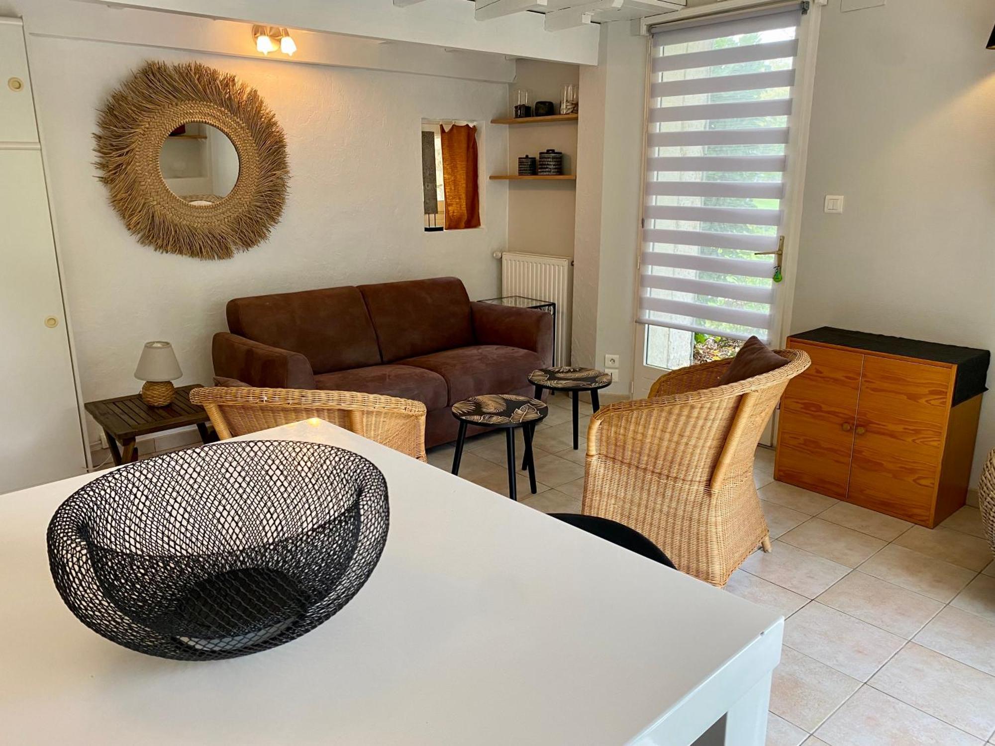 Le Logis De La Brumanderie - Saintes Fontcouverte (Charente-Maritime) Quarto foto