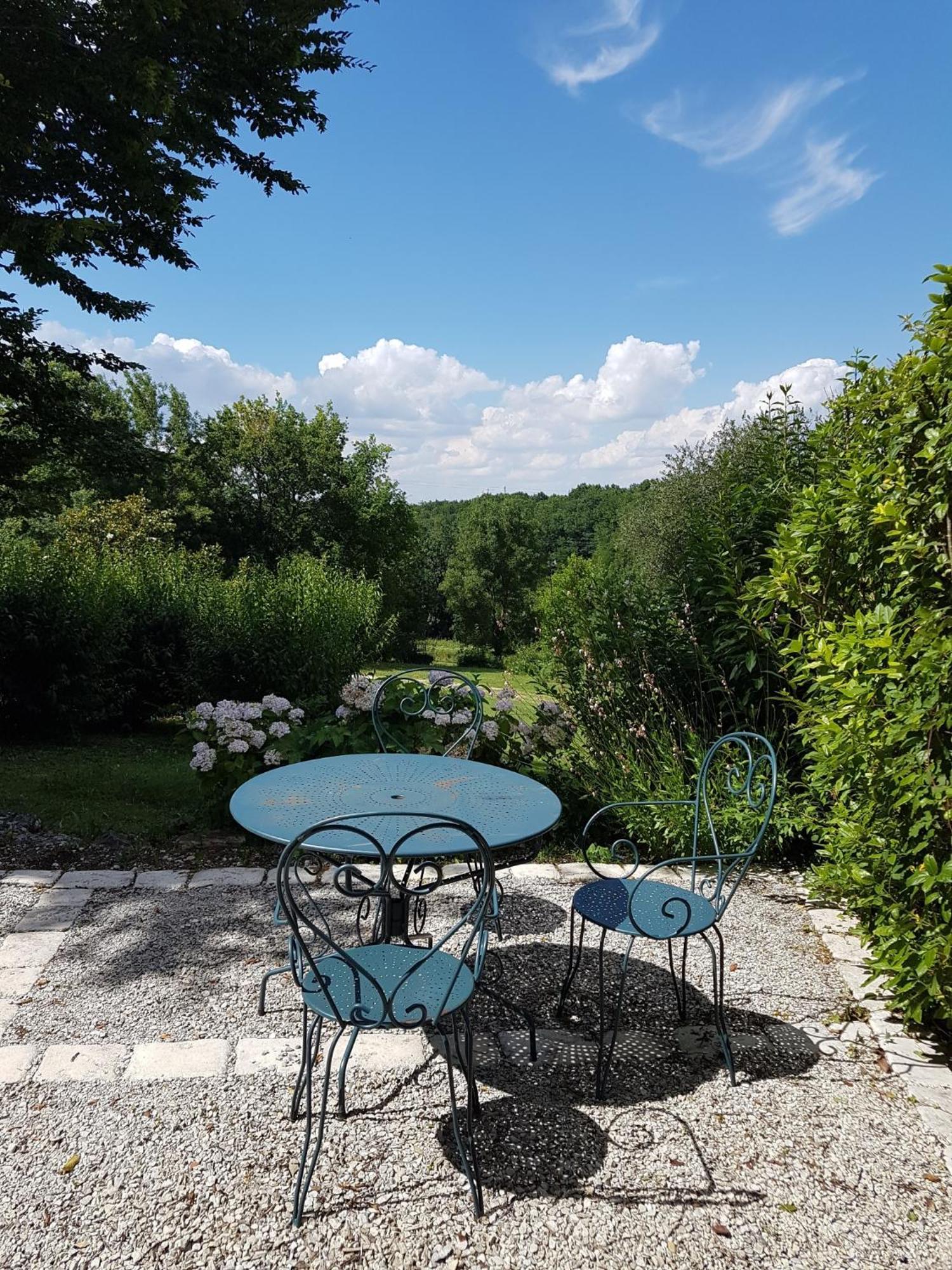 Le Logis De La Brumanderie - Saintes Fontcouverte (Charente-Maritime) Quarto foto